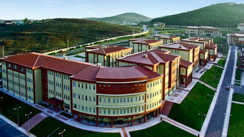 Maltepe University Programs - Ranking & Tuition Fees جامعة مالتبه في اسطنبول - رسوم التخصصات  - ترتيب جامعة مالتيبي